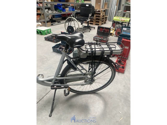 Elektrische damesfiets batavus - afbeelding 3 van  7