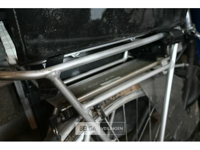 Elektrische damesfiets bikkel - afbeelding 3 van  5