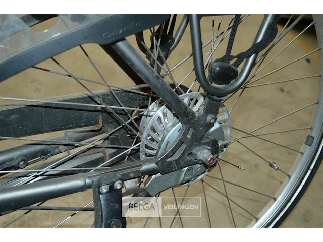 Elektrische damesfiets gazelle - afbeelding 6 van  8
