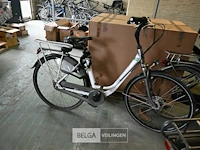Elektrische damesfiets gazelle - afbeelding 1 van  4