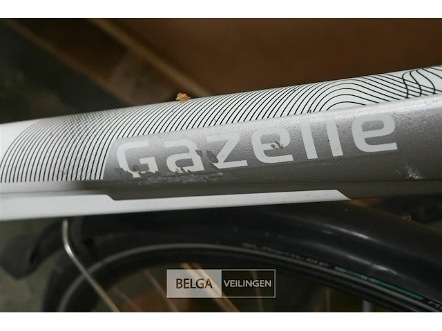 Elektrische damesfiets gazelle - afbeelding 4 van  4