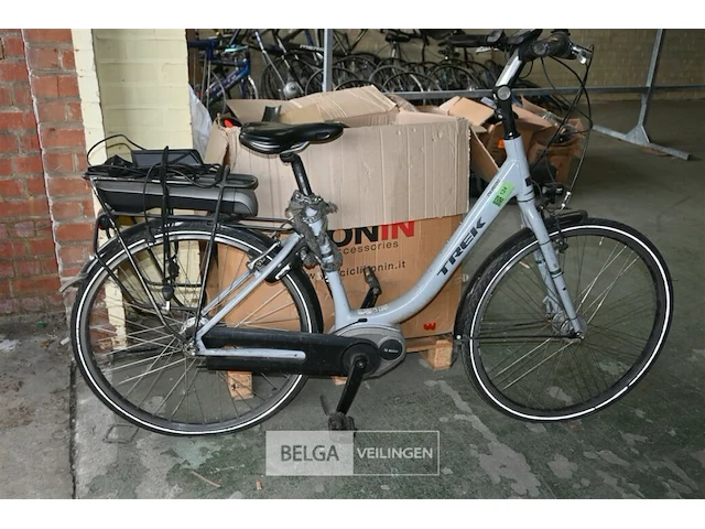 Elektrische damesfiets trek - afbeelding 1 van  5