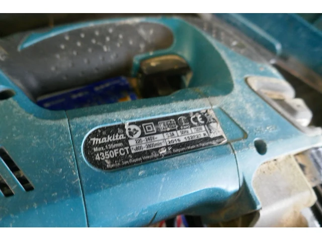 Elektrische decoupeerzaagmachine makita - afbeelding 3 van  4