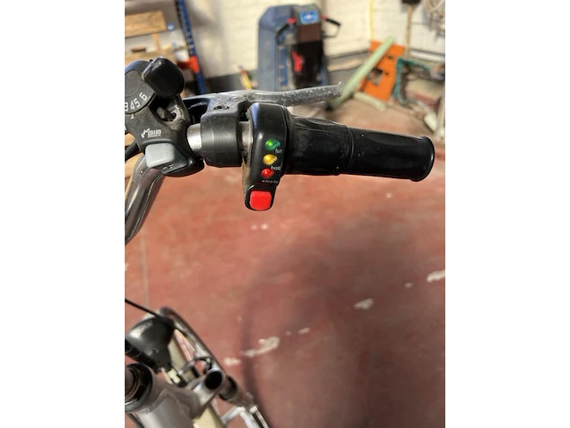 Elektrische fiets e-bike - afbeelding 2 van  4