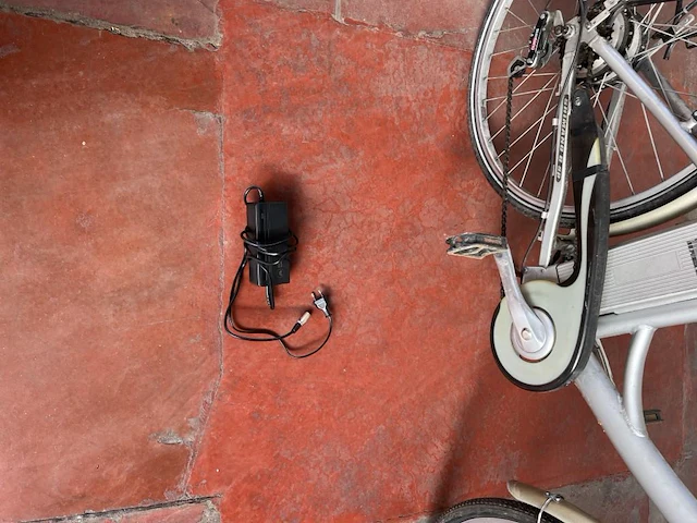 Elektrische fiets e-bike - afbeelding 4 van  4