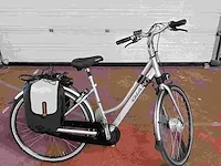 Elektrische fiets giant - afbeelding 3 van  4