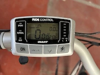 Elektrische fiets giant - afbeelding 3 van  4