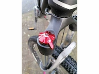 Elektrische fiets hecht - afbeelding 2 van  13