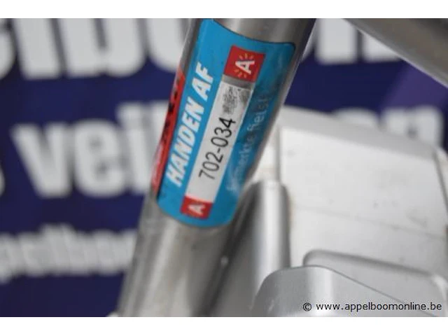 Elektrische fiets, inclusief sleutel, inclusief lader, 1811km, 702-034, werking niet gekend, ketting defect - afbeelding 6 van  6
