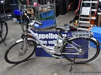 Elektrische fiets, inclusief sleutel, inclusief lader, 1867km, 702-047, werking niet gekend - afbeelding 1 van  4
