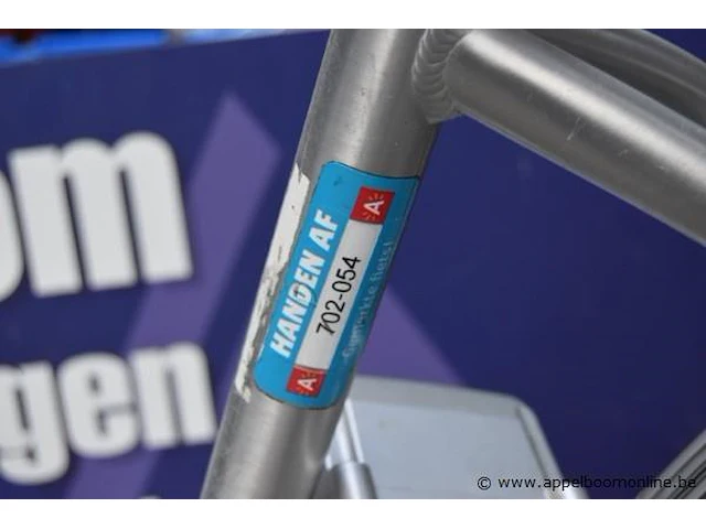 Elektrische fiets, inclusief sleutel, inclusief lader, 702-054, werking niet gekend - afbeelding 4 van  4