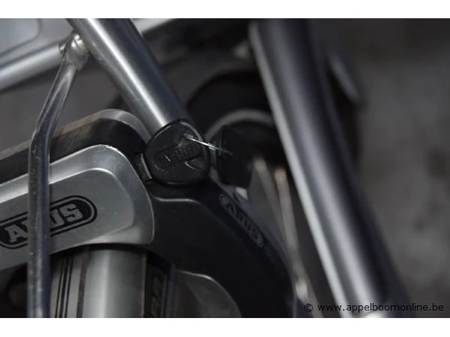 Elektrische fiets, inclusief sleutel, inclusief lader, 9002km, 702-042, werking niet gekend - afbeelding 3 van  4
