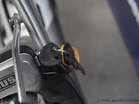 Elektrische fiets, inclusief sleutel, zonder batterij, inclusief lader, 702-053, werking niet gekend - afbeelding 4 van  6