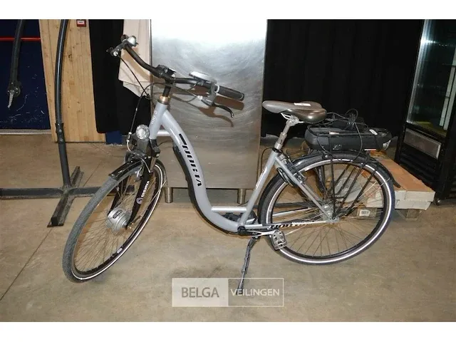 Elektrische fiets norta met lader - afbeelding 1 van  9