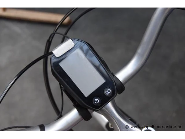 Elektrische fiets shimano, inclusief sleutel, 702-235, werking niet gekend - afbeelding 2 van  4