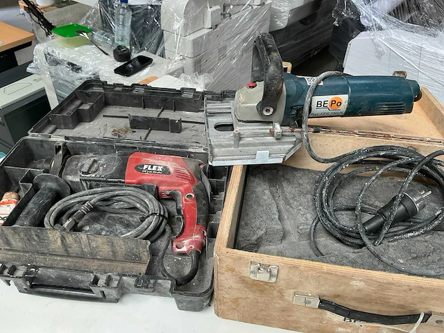 Elektrische gereedschappen (2x) - afbeelding 1 van  7