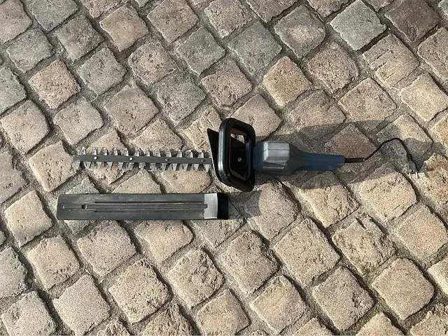 Elektrische haagschaar, peugeot - afbeelding 1 van  3