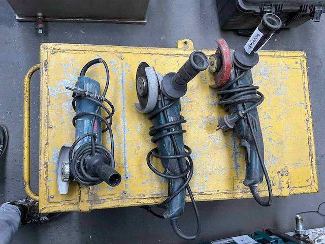 Elektrische haakse slijper (3x) - afbeelding 1 van  5