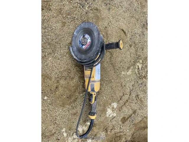 Elektrische haakse slijper dewalt - afbeelding 1 van  3