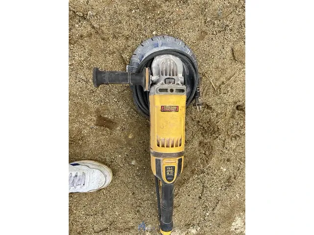 Elektrische haakse slijper dewalt - afbeelding 2 van  3