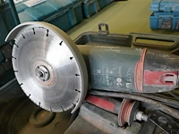 Elektrische haakse slijper xl model metabo - afbeelding 3 van  4