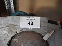 Elektrische handcirkelzaag makita 5900br (20) - afbeelding 2 van  6