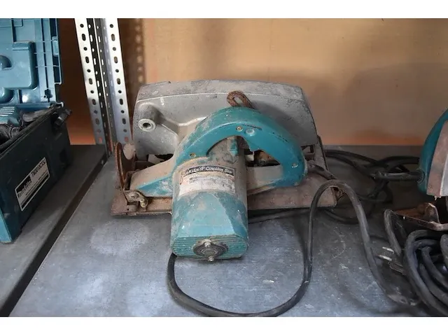 Elektrische handcirkelzaag makita 5900br (20) - afbeelding 3 van  6