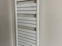 Elektrische handdoekradiator - afbeelding 1 van  3