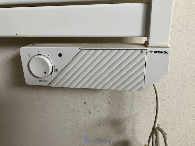 Elektrische handdoekradiator - afbeelding 2 van  3