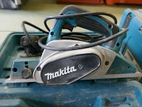 Elektrische handschaafmachine makita - afbeelding 2 van  4