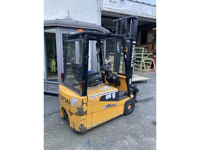 Elektrische heftruck hyundai - afbeelding 2 van  7