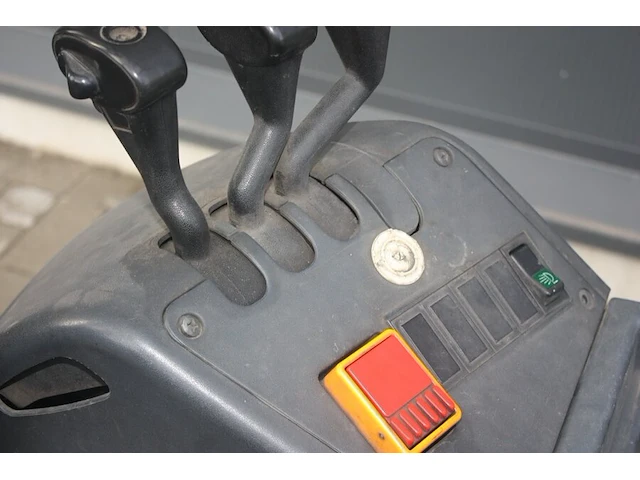 Elektrische heftruck jungheinrich slt 100, type 05epzs0575sc met lader (2) - afbeelding 18 van  24