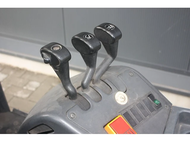Elektrische heftruck jungheinrich slt 100, type 05epzs0575sc met lader (2) - afbeelding 19 van  24