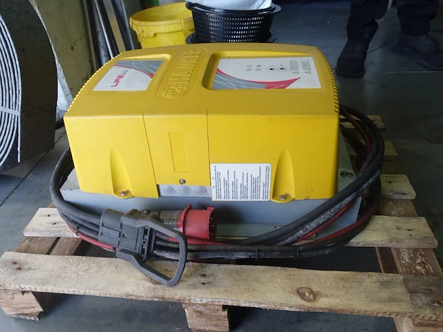 Elektrische heftruck linde - afbeelding 8 van  19