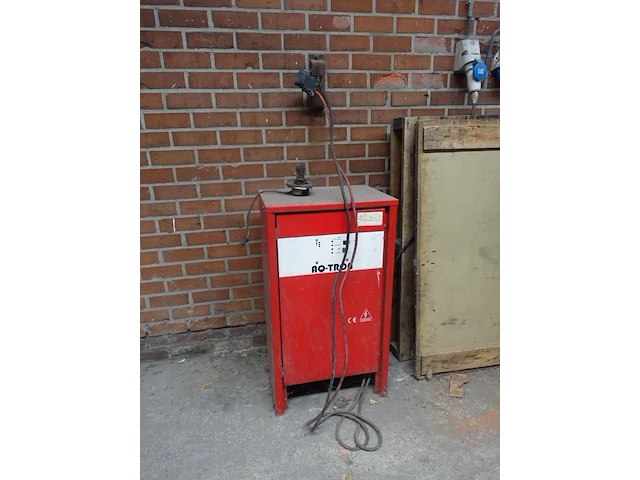 Elektrische heftruck linde - afbeelding 3 van  13