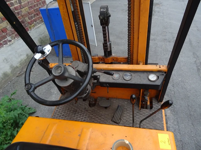 Elektrische heftruck still - afbeelding 5 van  9