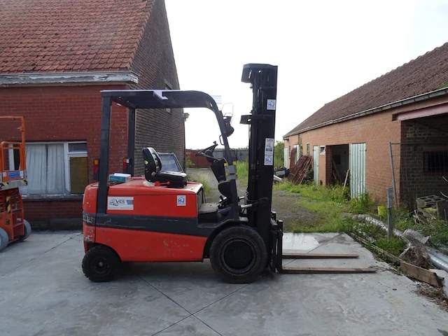 Elektrische heftruck toyota - afbeelding 1 van  12