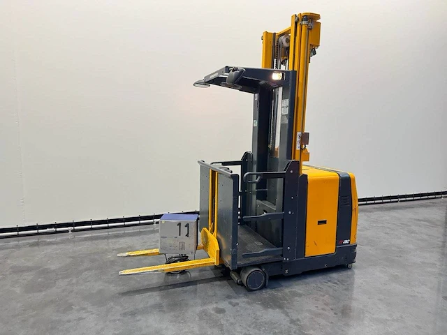 Elektrische hoogbouwtruck jungheinrich eks 310k-400zt elektrisch 1000kg 4.84m 2005 - afbeelding 1 van  1
