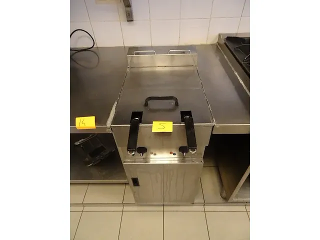 Elektrische inox friteuze valentine - afbeelding 2 van  7