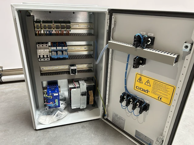 Elektrische kast voor brandsturing 38x60x21cm - afbeelding 5 van  5