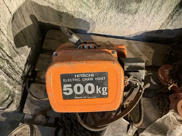 Elektrische kettingtakel hitachi max. cap. 500 kg. - afbeelding 1 van  5