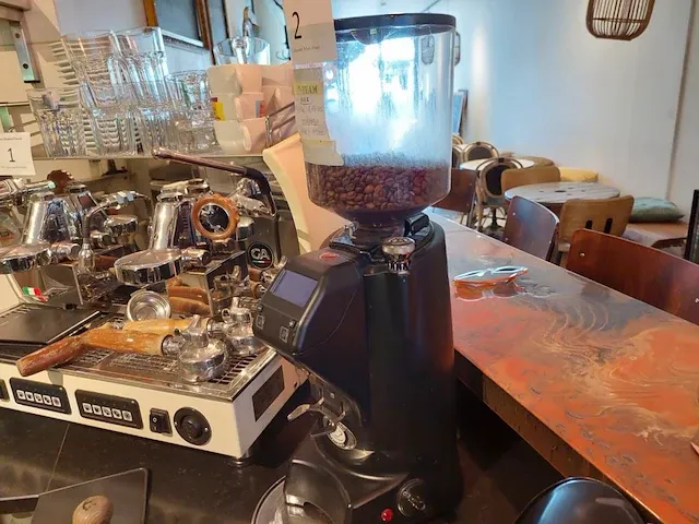 Elektrische koffiemolen gureka zenith highspeed - afbeelding 4 van  4