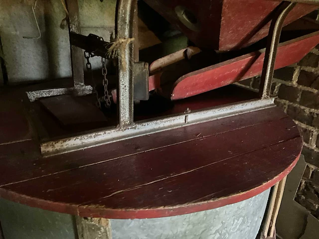 Elektrische maalmolen / graanmolen antiek - afbeelding 4 van  6