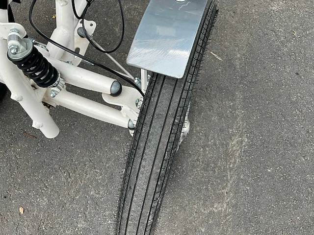 Elektrische mindervaliden vierwieler - afbeelding 18 van  18