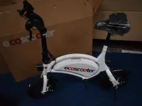Elektrische mini-scooter wit - afbeelding 2 van  8