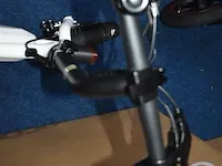Elektrische mini-scooter wit - afbeelding 5 van  8