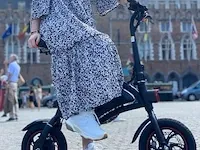 Elektrische mini-scooter wit - afbeelding 7 van  8