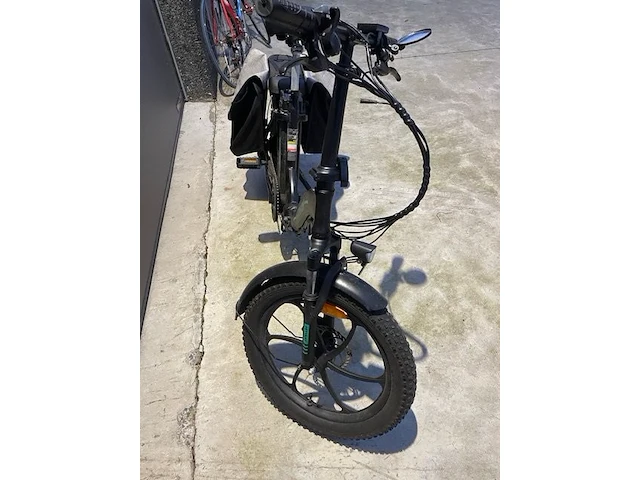 Elektrische minifiets - afbeelding 8 van  12