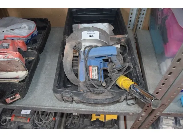 Elektrische muurfrees powerplus pow222 in koffer (23) - afbeelding 1 van  5