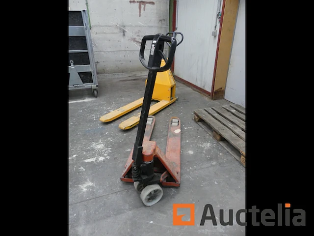 Elektrische palletwagen + handmatige palletwagen - afbeelding 2 van  8